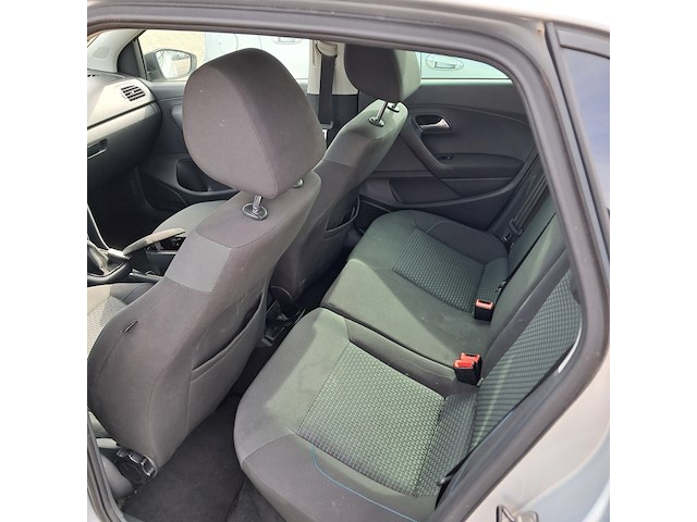 Personenauto, volkswagen, polo, 1.4 tdi bluemotion, 2015 - afbeelding 15 van  18