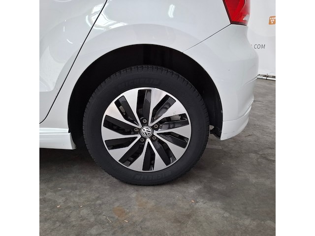 Personenauto, volkswagen, polo, 1.4 tdi bluemotion, 2015 - afbeelding 31 van  84