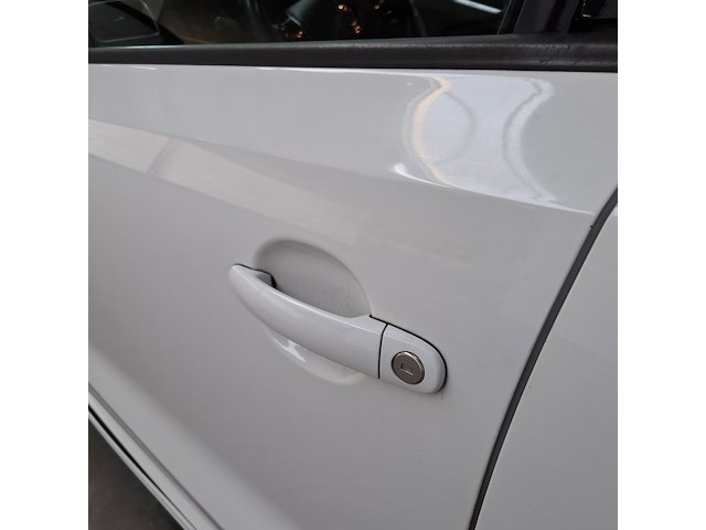 Personenauto, volkswagen, polo, 1.4 tdi bluemotion, 2015 - afbeelding 38 van  84