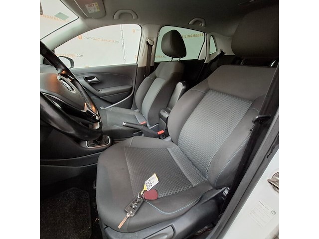 Personenauto, volkswagen, polo, 1.4 tdi bluemotion, 2015 - afbeelding 43 van  84