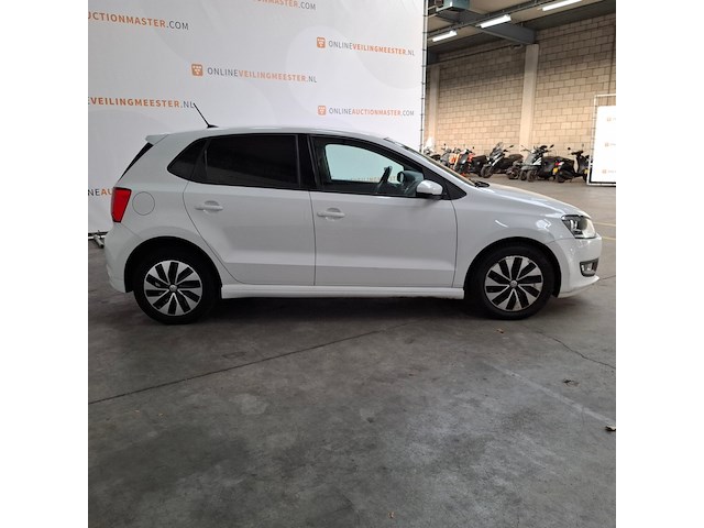 Personenauto, volkswagen, polo, 1.4 tdi bluemotion, 2015 - afbeelding 34 van  84