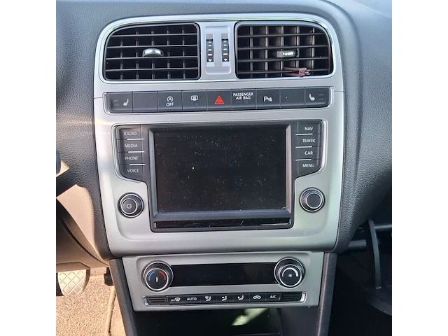 Personenauto, volkswagen, polo, 1.4 tdi bluemotion, 2015 - afbeelding 9 van  15