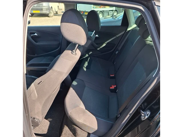 Personenauto, volkswagen, polo, 1.4 tdi bluemotion, 2015 - afbeelding 10 van  15