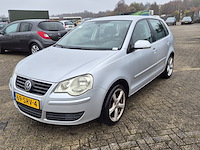 Personenauto volkswagen, polo 1.4 tdi, grijs, bouwjaar 2008 - afbeelding 1 van  46