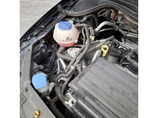 Personenauto, volkswagen, polo, 1.4 tsi bluegt, zwart, 2014 - afbeelding 38 van  46