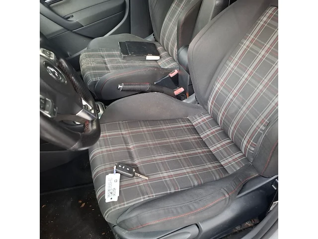 Personenauto, volkswagen, polo, 1.4 tsi gti, 2011 - afbeelding 37 van  80