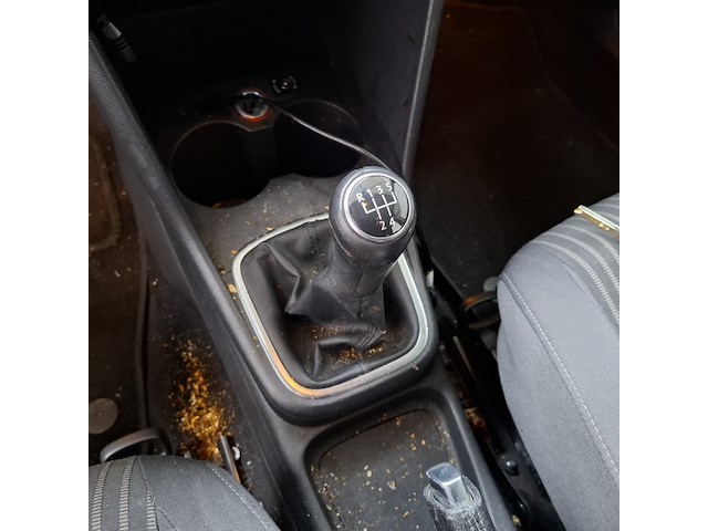 Personenauto, volkswagen, polo, 1.6 tdi bluemotion trendline, 2010 - afbeelding 21 van  49