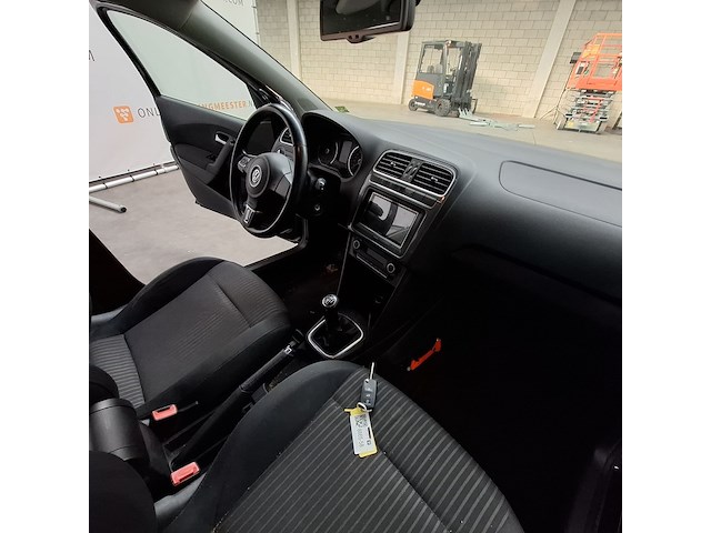 Personenauto, volkswagen, polo, 1.6 tdi bluemotion trendline, 2010 - afbeelding 30 van  49