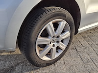 Personenauto volkswagen, polo 1.6 tdi, zilver, bouwjaar 2014 - afbeelding 4 van  49