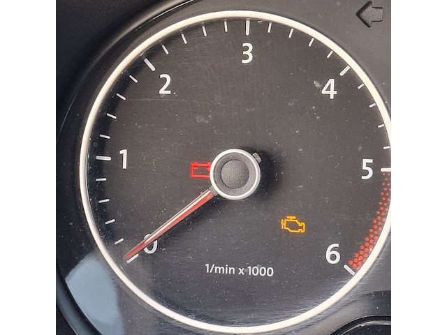 Personenauto volkswagen, polo 1.6 tdi, zilver, bouwjaar 2014 - afbeelding 27 van  49