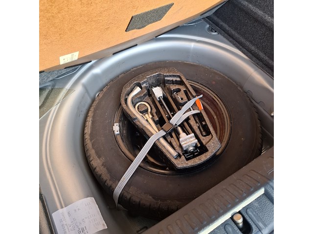 Personenauto volkswagen, polo 1.6 tdi, zilver, bouwjaar 2014 - afbeelding 38 van  49