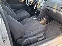 Personenauto volkswagen, polo 1.6 tdi, zilver, bouwjaar 2014 - afbeelding 39 van  49