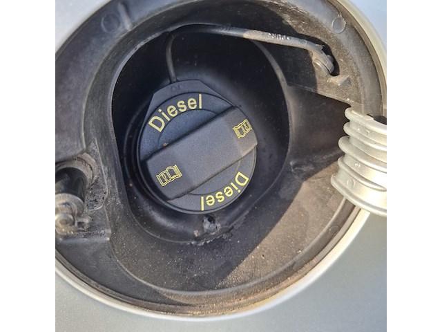 Personenauto volkswagen, polo 1.6 tdi, zilver, bouwjaar 2014 - afbeelding 42 van  49