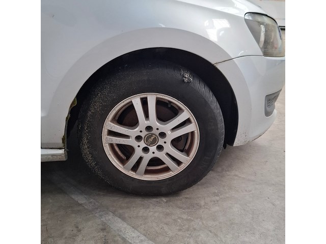 Personenauto, volkswagen, polo, 2013 - afbeelding 3 van  24