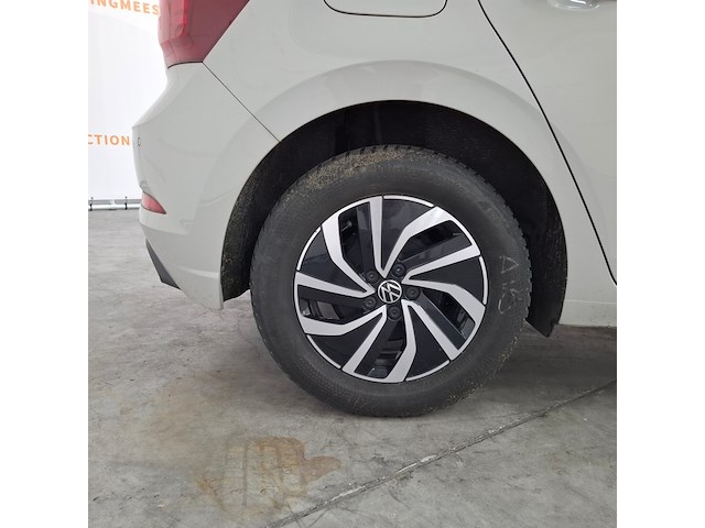 Personenauto, volkswagen, polo, 2024 - afbeelding 13 van  68