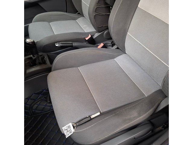 Personenauto, volkswagen, polo fun, 1.4-16v fun, 2004 - afbeelding 32 van  76