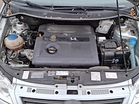 Personenauto, volkswagen, polo, grijs / chroom, 2006 - afbeelding 32 van  47