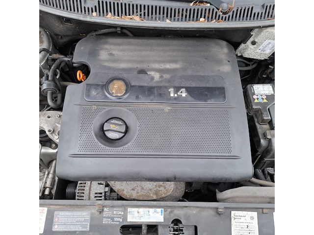 Personenauto, volkswagen, polo, grijs / chroom, 2006 - afbeelding 35 van  47