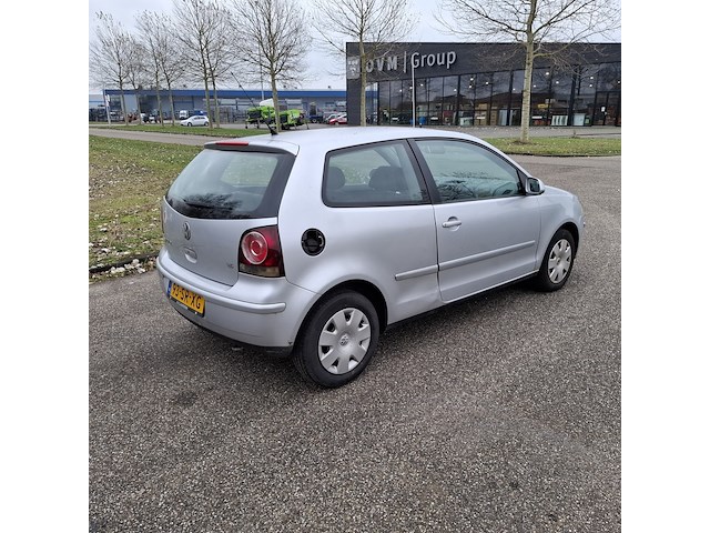 Personenauto, volkswagen, polo, grijs / chroom, 2006 - afbeelding 45 van  47
