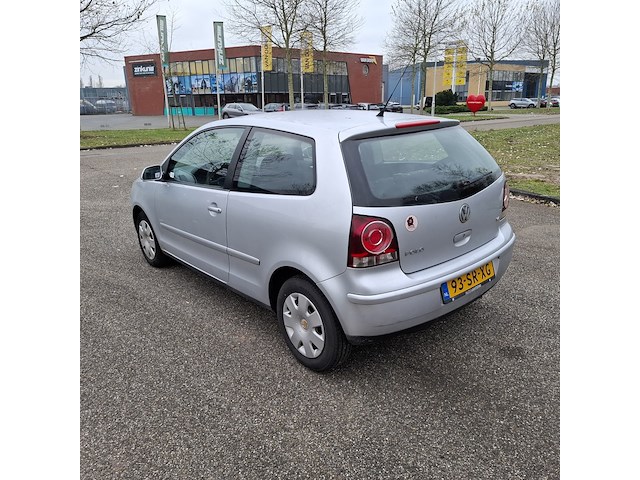 Personenauto, volkswagen, polo, grijs / chroom, 2006 - afbeelding 47 van  47