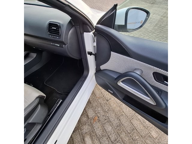 Personenauto volkswagen, scirocco 1.4 tsi, wit, bouwjaar 2009 - afbeelding 32 van  46