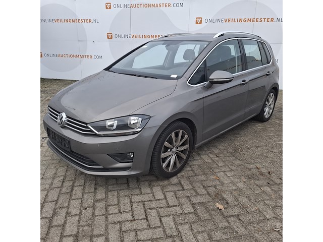 Personenauto, volkswagen, sportsvan - afbeelding 15 van  47