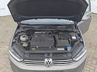 Personenauto, volkswagen, sportsvan - afbeelding 17 van  47