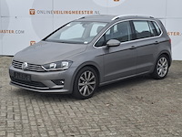 Personenauto, volkswagen, sportsvan - afbeelding 1 van  47