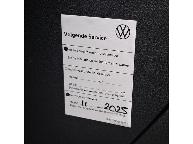 Personenauto, volkswagen, sportsvan - afbeelding 24 van  47