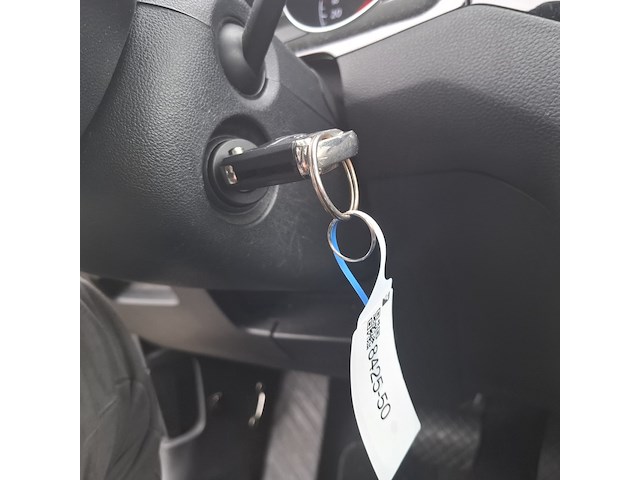 Personenauto, volkswagen, sportsvan - afbeelding 29 van  47