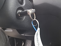 Personenauto, volkswagen, sportsvan - afbeelding 29 van  47