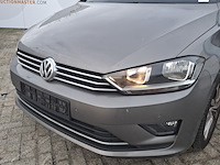 Personenauto, volkswagen, sportsvan - afbeelding 47 van  47