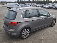 Personenauto, volkswagen, sportsvan - afbeelding 5 van  47