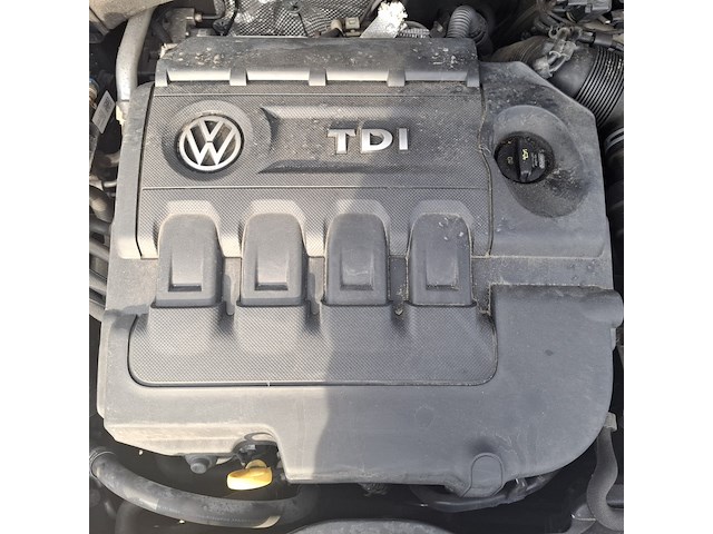 Personenauto, volkswagen, sportsvan - afbeelding 21 van  49