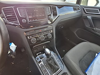 Personenauto, volkswagen, sportsvan - afbeelding 32 van  49