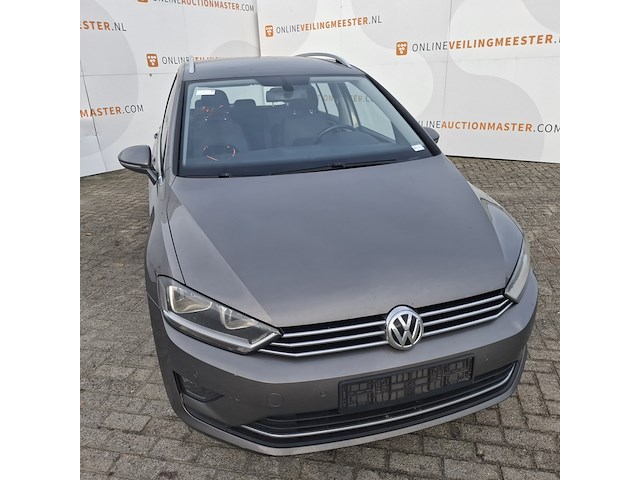 Personenauto, volkswagen, sportsvan - afbeelding 3 van  49