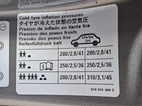 Personenauto, volkswagen, sportsvan - afbeelding 44 van  49