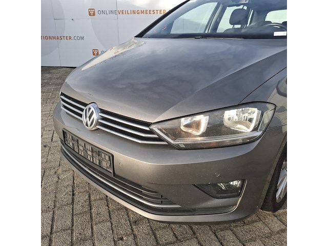Personenauto, volkswagen, sportsvan - afbeelding 49 van  49