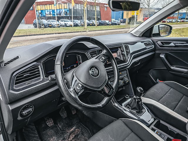 Personenauto, volkswagen, t-roc, 1.5 tsi sport, 2019 - afbeelding 14 van  39