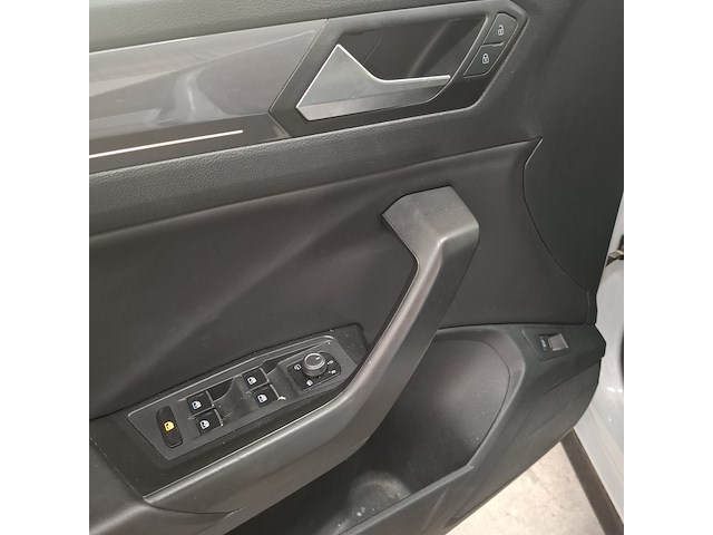 Personenauto, volkswagen, t-roc, 1.5 tsi sport business r, 2020 - afbeelding 64 van  64