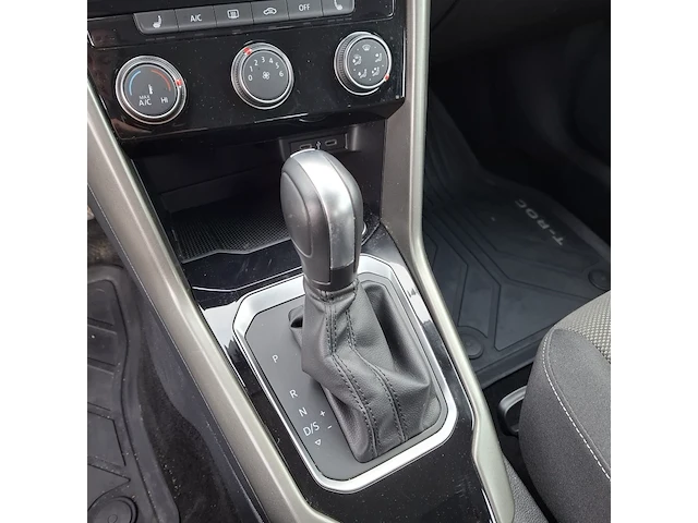 Personenauto, volkswagen, t-roc - afbeelding 3 van  18
