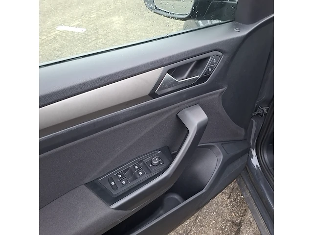 Personenauto, volkswagen, t-roc - afbeelding 5 van  18