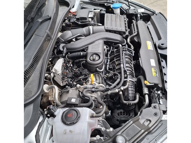 Personenauto, volkswagen, taigo, 1.5 tsi r-line business, 2024 - afbeelding 51 van  57