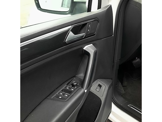 Personenauto, volkswagen, tiguan, 1.4 tsi 4motion highline business r, 2018 - afbeelding 20 van  37