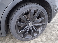 Personenauto volkswagen, tiguan 1.5, bouwjaar 2020 - afbeelding 4 van  50