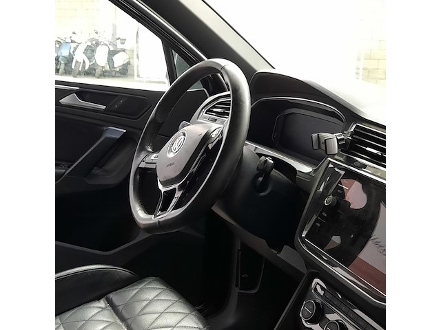 Personenauto, volkswagen, tiguan, 1.5 tsi act highline business r, 2019 - afbeelding 32 van  53