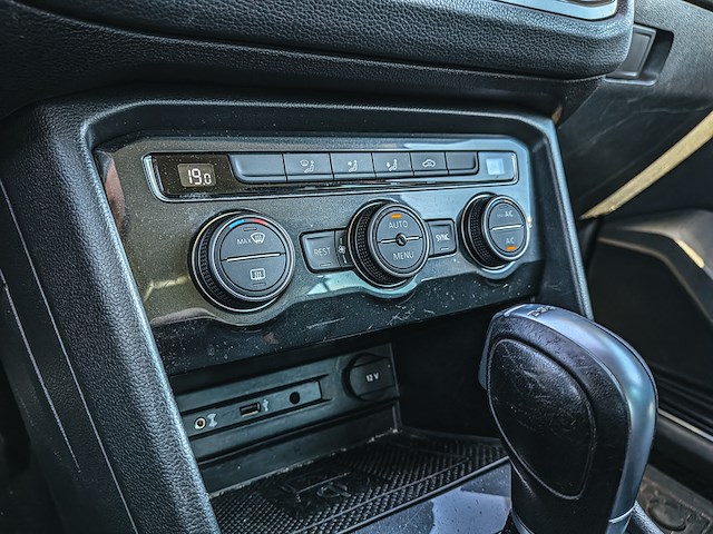 Personenauto, volkswagen, tiguan, 2.0 tdi 4motion highline, 2015 - afbeelding 15 van  37