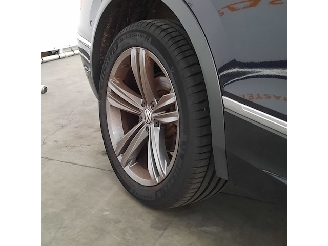 Personenauto, volkswagen, tiguan allspace, 2.0 tsi 4motion highline business r 7p., 2019 - afbeelding 4 van  53