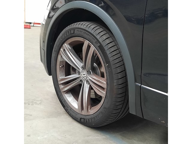 Personenauto, volkswagen, tiguan allspace, 2.0 tsi 4motion highline business r 7p., 2019 - afbeelding 8 van  53