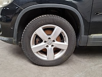 Personenauto, volkswagen, tiguan - afbeelding 2 van  14